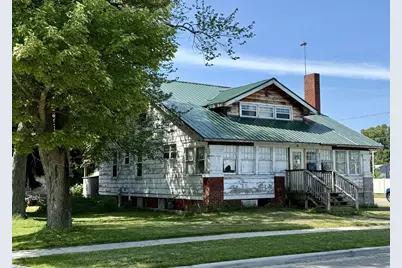 2057 Maple Avenue, Marinette, WI 54143 - Photo 1