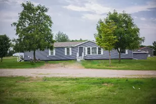 2880 Elo Rd, Oshkosh, WI 54904 - Photo 1