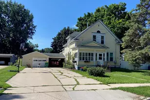 1592 Franz Ave, Green Bay, WI 54302 - Photo 1