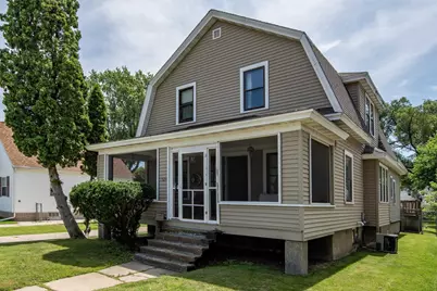 1528 Elm Street, Green Bay, WI 54302 - Photo 1