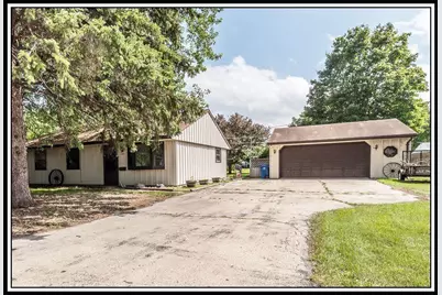 1285 Glenview Drive, Neenah, WI 54956 - Photo 1