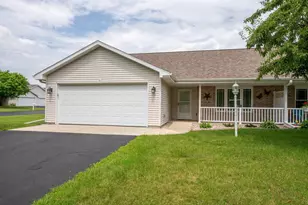 2260 Patriot Ln, Oshkosh, WI 54904 - Photo 1