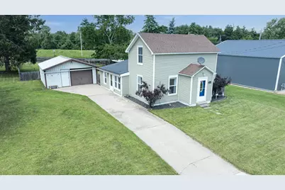 121 S Flatley Avenue, Oconto Falls, WI 54154 - Photo 1