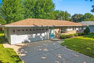 2158 Marlee Ln, Green Bay, WI 54304 - Photo 1