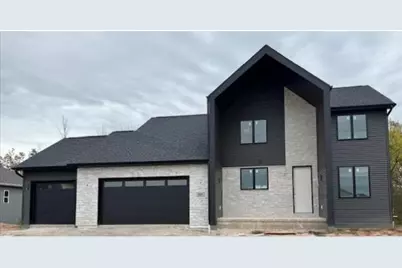 2572 N Stellita Circle, De Pere, WI 54115 - Photo 1