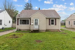 1822 Jefferson St, Oshkosh, WI 54901 - Photo 1