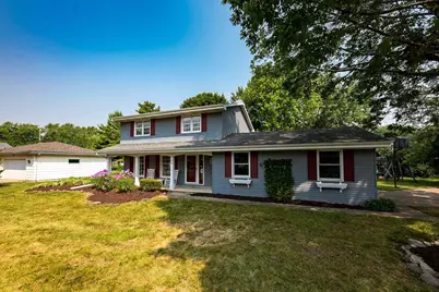 708 Manchester Road, Neenah, WI 54956 - Photo 1