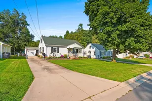 335 E Mission Rd, Green Bay, WI 54301 - Photo 1