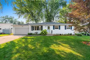 2520 Park Front Way, Green Bay, WI 54301 - Photo 1