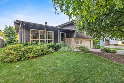 2940 N Morrison Street, Appleton, WI 54911 - Photo 1