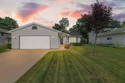 1410 Fairfax Street, Oshkosh, WI 54902 - Photo 1