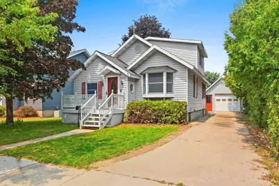 3018 Parkridge Avenue, Marinette, WI 54143 - Photo 1