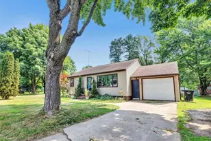 1320 S Lutz St, Shawano, WI 54166 - Photo 1