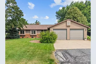 3022 W Parkridge Avenue, Appleton, WI 54914 - Photo 1