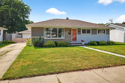 631 S Christine Street, Appleton, WI 54915 - Photo 1