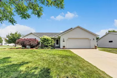 545 Ontario Road, Green Bay, WI 54311 - Photo 1