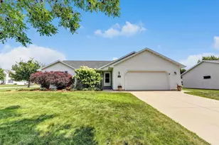 545 Ontario Rd, Green Bay, WI 54311 - Photo 1