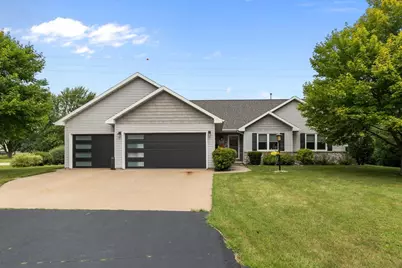 2862 Raddison Avenue, Oshkosh, WI 54904 - Photo 1