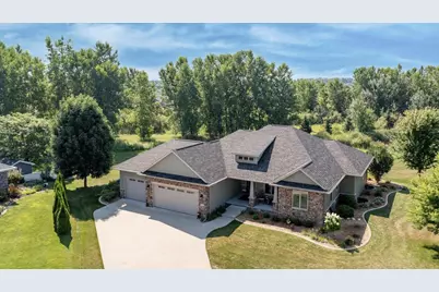 1101 W Starview Court, Appleton, WI 54913 - Photo 1