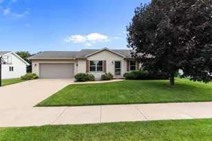 3810 Purple Crest Dr, Oshkosh, WI 54901 - Photo 1