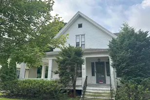 601 5th Ave, Menominee, MI 49858 - Photo 1