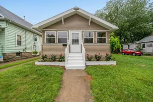 649 Mt Vernon St, Oshkosh, WI 54901 - Photo 1