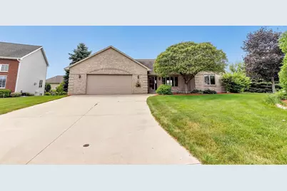 2975 Yellow Jasmine Way, Suamico, WI 54313 - Photo 1