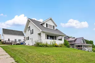 521 Dodge St, Kewaunee, WI 54216 - Photo 1