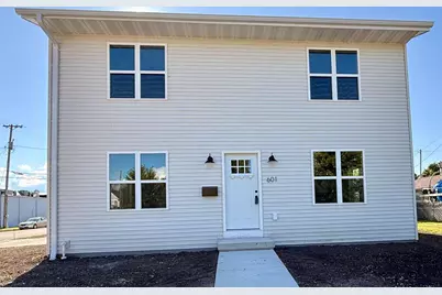 601 Michigan Avenue, North Fond du Lac, WI 54937 - Photo 1