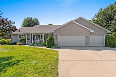 811 Krause Road, Green Bay, WI 54313 - Photo 1