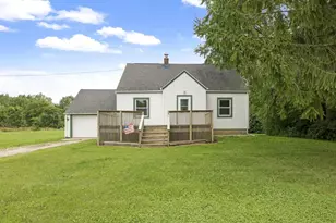 6150 Co Rd R, Oshkosh, WI 54902 - Photo 1