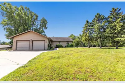 3241 Glendale Avenue, Green Bay, WI 54313 - Photo 1