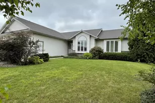 1220 Winchester Ave, Fond du Lac, WI 54935 - Photo 1