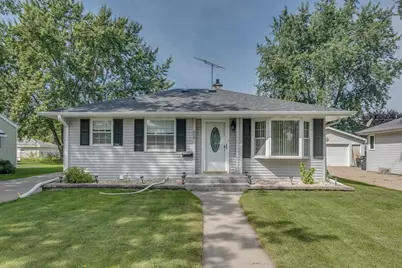 929 Gail Avenue, Neenah, WI 54956 - Photo 1