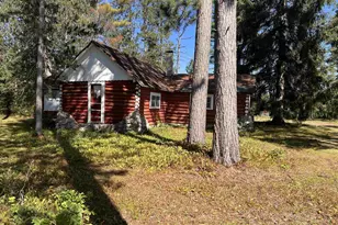 N9341 Parkway Rd, Crivitz, WI 54114 - Photo 1