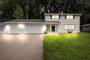 1010 Cornelius Dr, Green Bay, WI 54311 - Photo 1