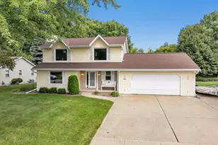 2888 Sunray Ln, Green Bay, WI 54313 - Photo 1