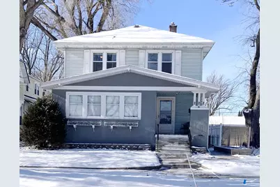 222 S Chestnut Avenue, Green Bay, WI 54303 - Photo 1