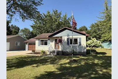 331 S Wood Avenue, Peshtigo, WI 54143 - Photo 1