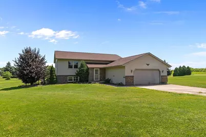 W1180 County Road Z, Kaukauna, WI 54130 - Photo 1