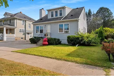 867 Bond Street, Green Bay, WI 54303 - Photo 1