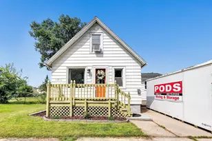 1011 Shea Ave, Green Bay, WI 54303 - Photo 1