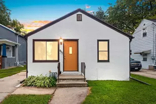 901 9th St, Green Bay, WI 54304 - Photo 1