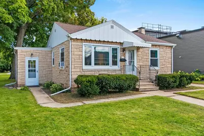 114 N Huron Street, De Pere, WI 54115 - Photo 1