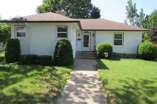 2007 17th Ave, Menominee, MI 49858 - Photo 1