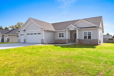 3060 Gilbert Drive, Green Bay, WI 54311 - Photo 1