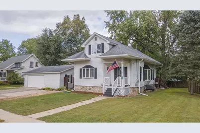 311 N Scott Street, Wautoma, WI 54982 - Photo 1