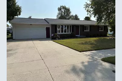 824 6th Street, Kewaunee, WI 54216 - Photo 1