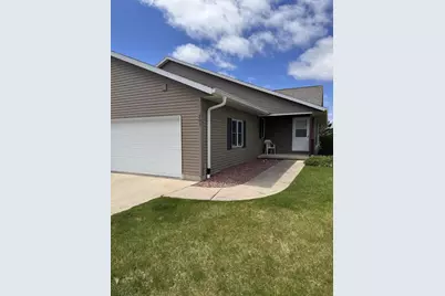 203 Vista Court, Waupaca, WI 54981 - Photo 1