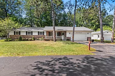 2529 Woodview Lane, Marinette, WI 54143 - Photo 1